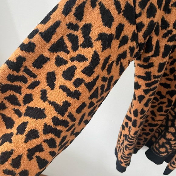 Missguided Longline Cardigan in Leopard - Picture 4 of 5